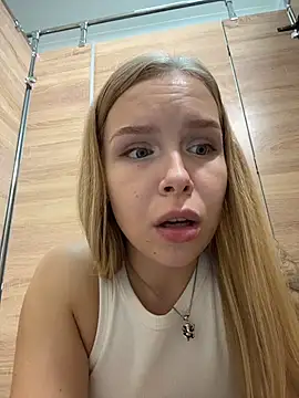 Liza_risky's Webcam Show
