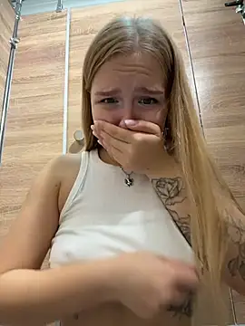 Show modela Liza_risky na web-kameri