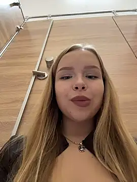 Pokazy przed kamerką – Liza_risky