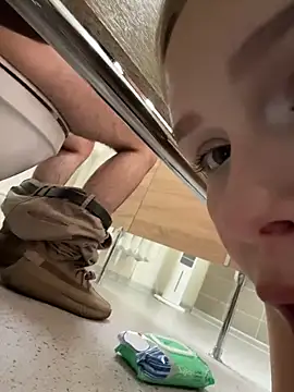 צ'אט XXX בשידור חי של Liza_risky