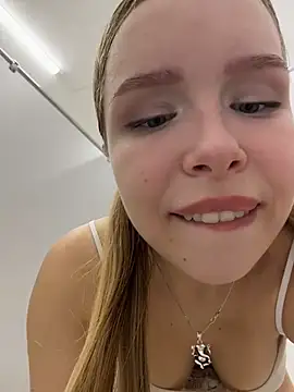 Liza_riskyn Webbikameraesitys