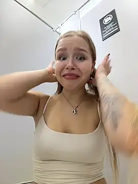 Liza_riskyn Webbikameraesitys