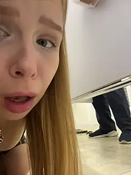 Živý XXX chat Liza_risky