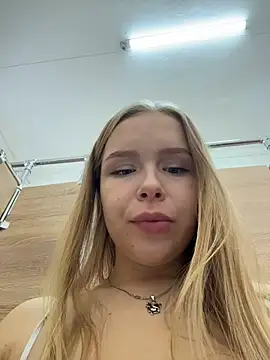 Liza_risky's Webcam Show
