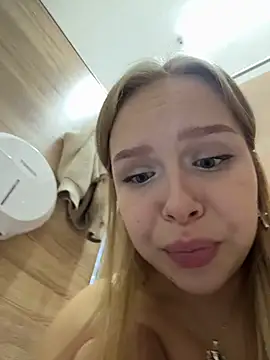 Liza_risky's Webcam Show