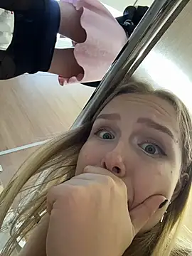 Liza_riskyn Webbikameraesitys
