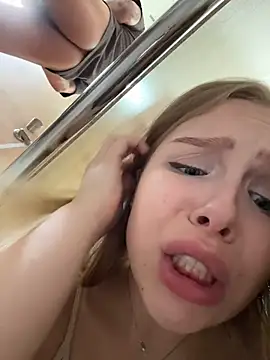 Liza_risky Adlı Modelin Web Kamerası Şovu