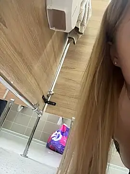 Pokazy przed kamerką – Liza_risky