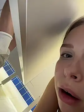 Liza_risky Adlı Modelin Web Kamerası Şovu