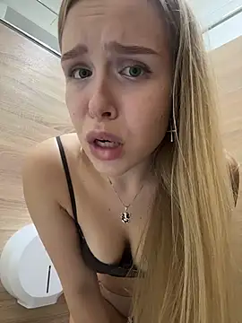 Liza_risky's Webcam Show