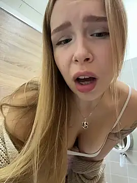 Liza_risky's Webcam Show