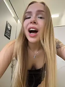 Liza_risky Pertunjukan Webcam