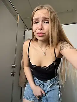 Show modela Liza_risky na web-kameri