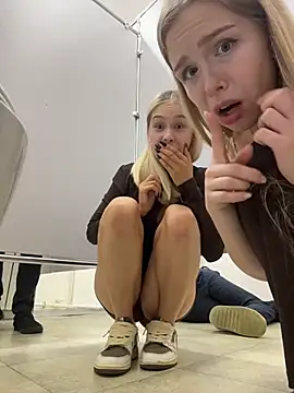 Liza_risky: вебкам-шоу