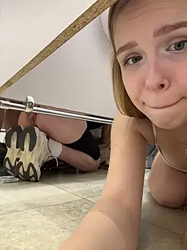 Show modela Liza_risky na web-kameri