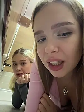 Pokazy przed kamerką – Liza_risky