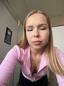 Liza_risky's Webcam Show