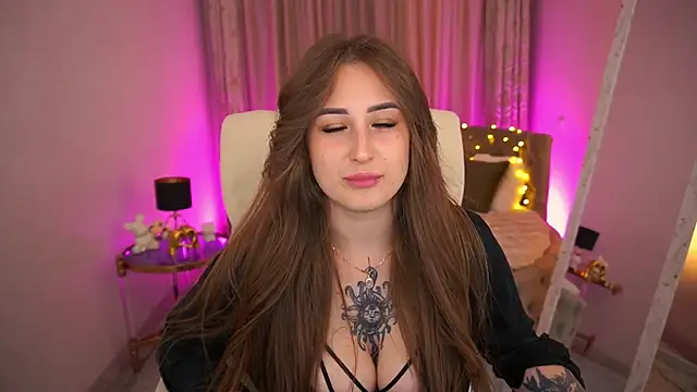 Chat +18 de GentleAdellee ao vivo