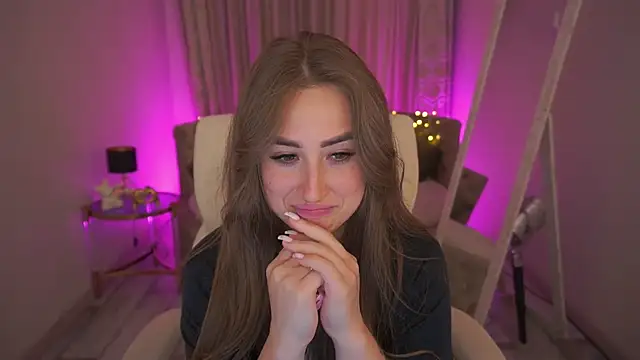Chat +18 de GentleAdellee ao vivo