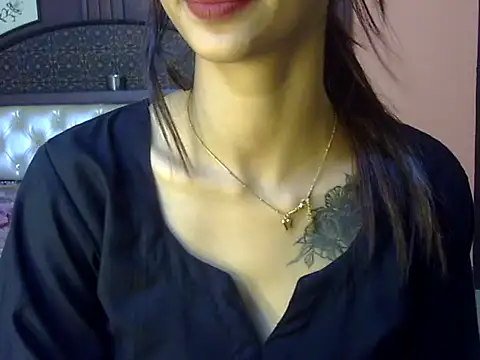 YOUR__ALLY ওয়েবক্যাম শো