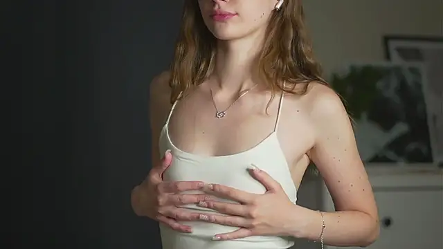 akumadadrive Adlı Modelin Canlı XXX Sohbeti
