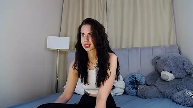 Chatroom XXX en direct de Erikka__