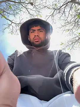 Elcangri-15 Webcam Show