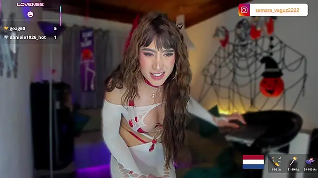 samara_veguz222 Show in webcam