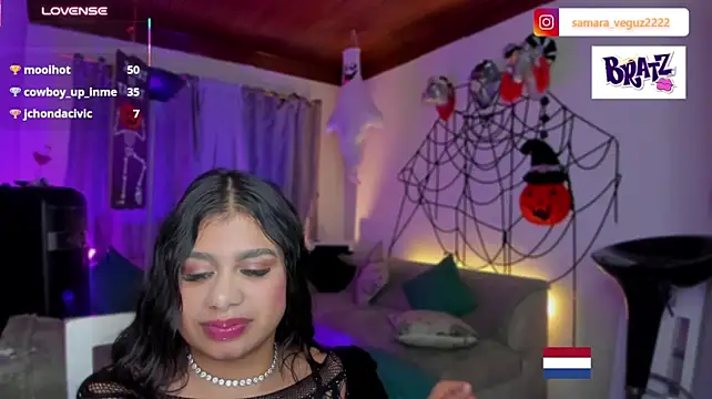 samara_veguz222 Pertunjukan Webcam