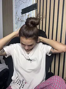 Kate_99 – webcam-show
