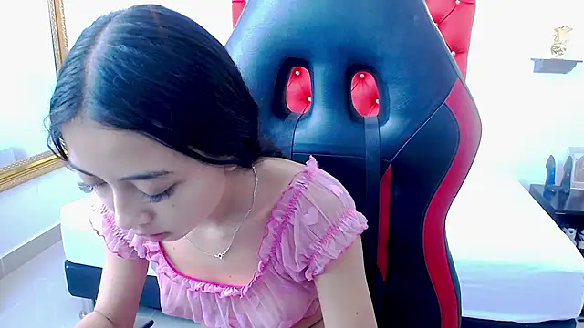 NathaliaSweet_11: онлайн-секс-чат