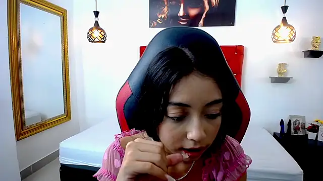 NathaliaSweet_11's Live XXX Chat