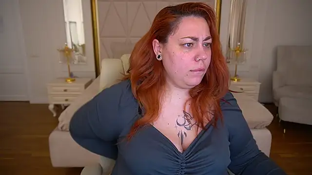 Chat +18 de Kittywakee ao vivo