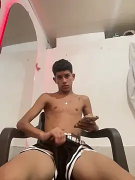 Sweet_alejo206 Show in webcam
