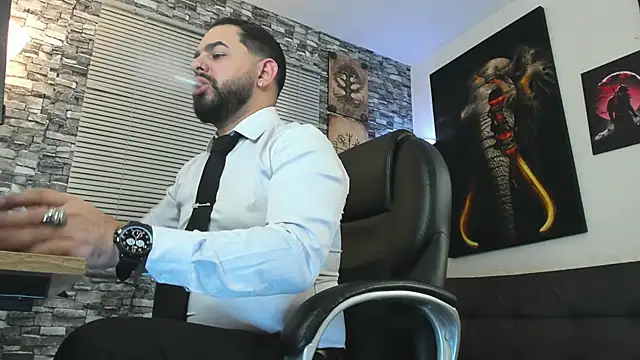 Ethan_Castellano Show in webcam