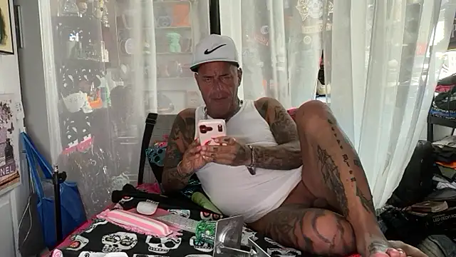 Show Webcam de lovetatts64