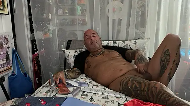 Italianguy56 – webcam-show