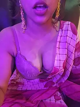 callmeshreya Adlı Modelin Canlı XXX Sohbeti