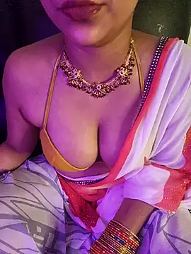 callmeshreya Chat XXX in diretta