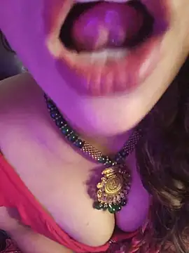 Show de callmeshreya na webcam