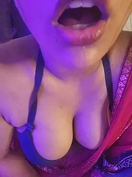 callmeshreya – webcam-show