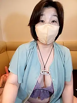Nanami888 Webcam-Show