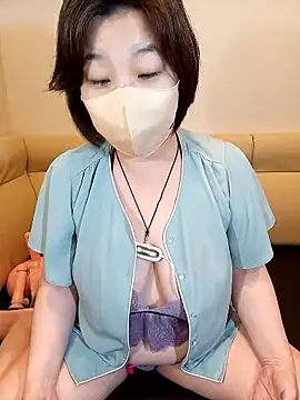 Nanami888 লাইভ XXX চ্যাট