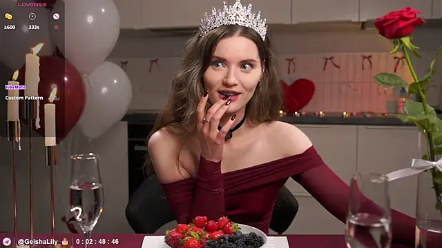LoraDevon Webcam show