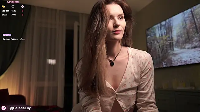 LoraDevon Show in webcam
