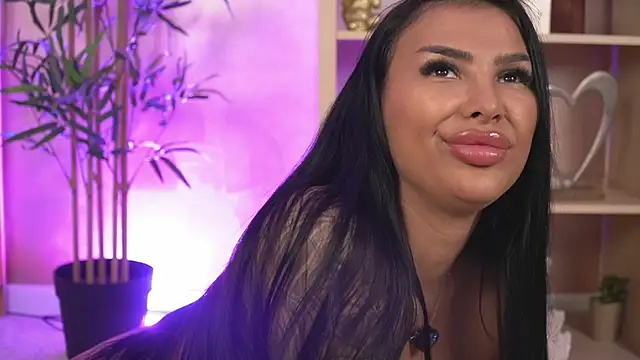 firesbomb777 – webcam-show