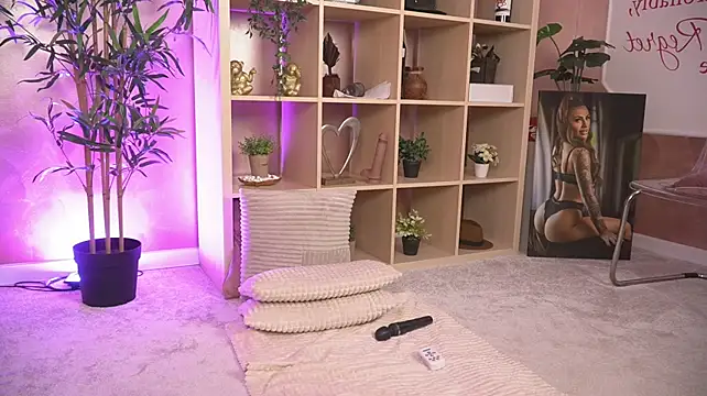 firesbomb777 Webcamshow