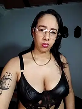 lakirared's Webcam Show