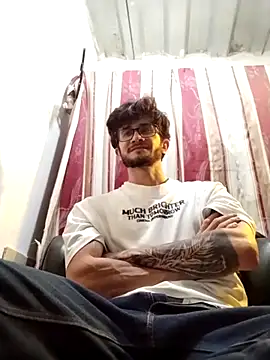 Loggan_donnelly Live XXX-Chat
