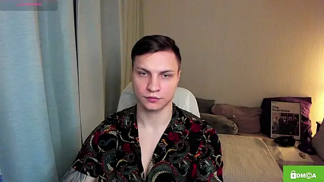 handsome_guy01 élő XXX-chatje